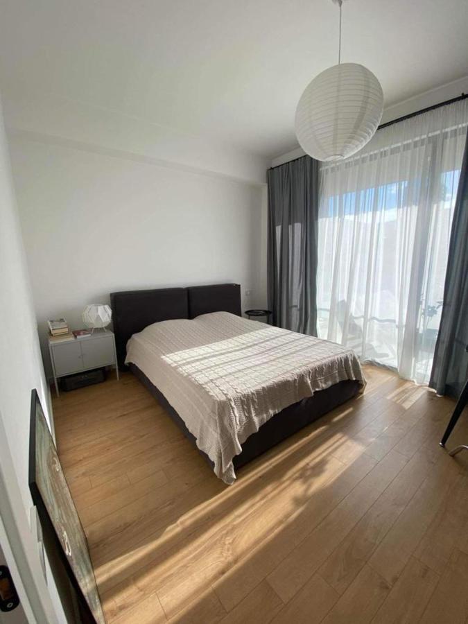 Grand Apartment *